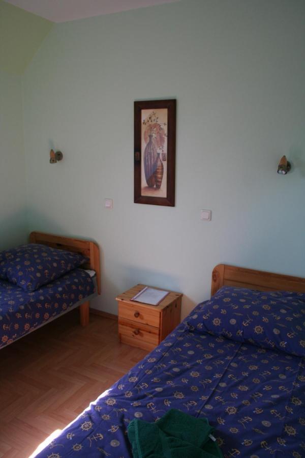 Old Town Hostel Хаапсалу Екстериор снимка